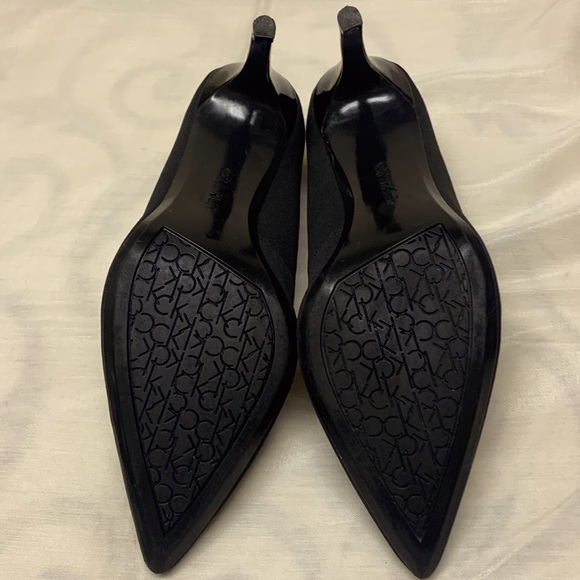 Calvin Klein Heels Black Like New - Picture 4 of 6